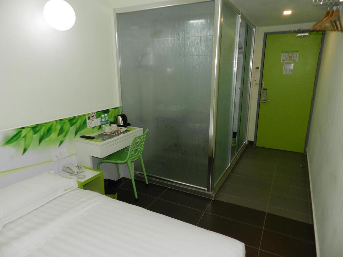 Green Apple Boutique Hotel Kota Kinabalu Kültér fotó