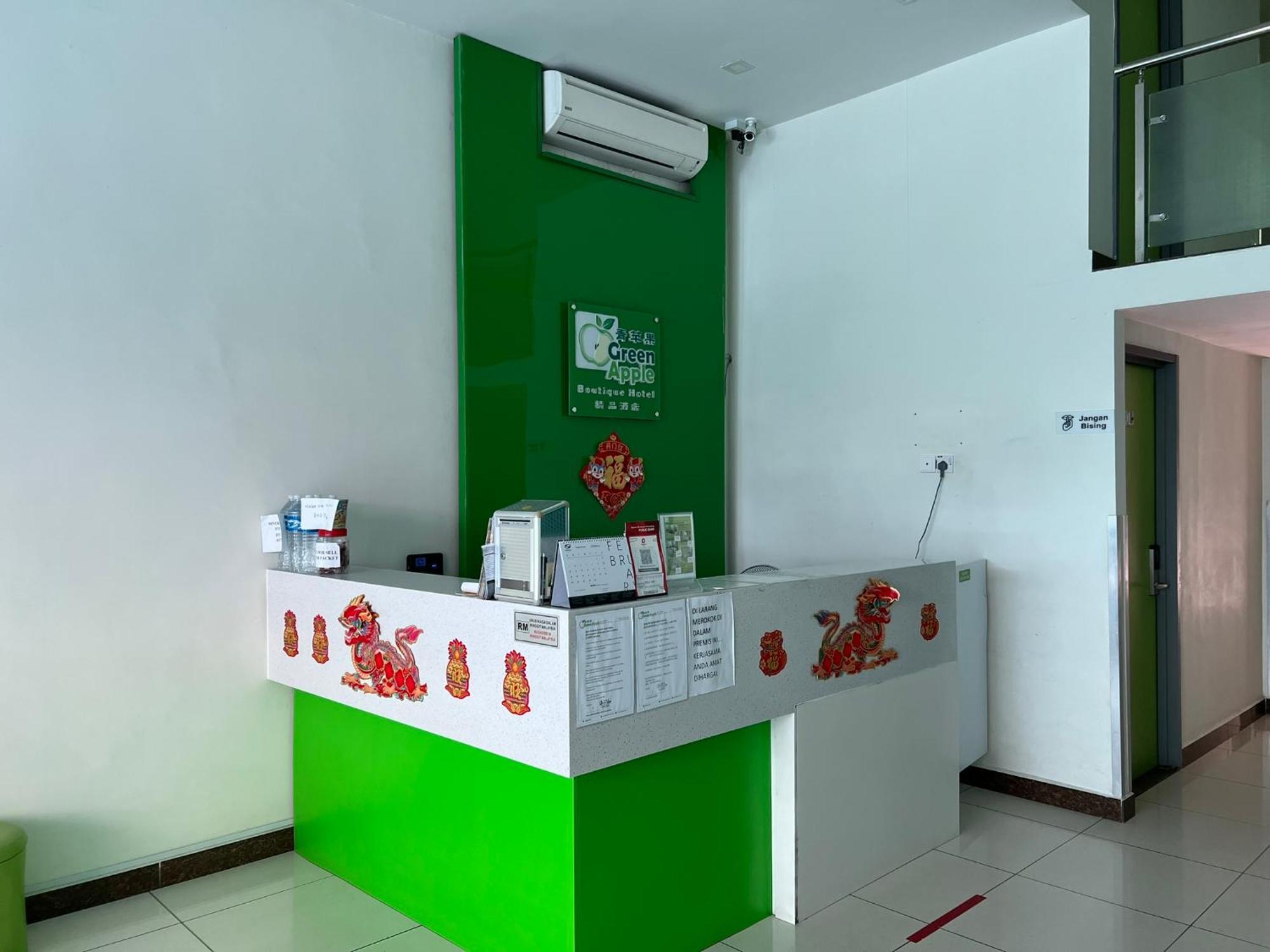 Green Apple Boutique Hotel Kota Kinabalu Kültér fotó